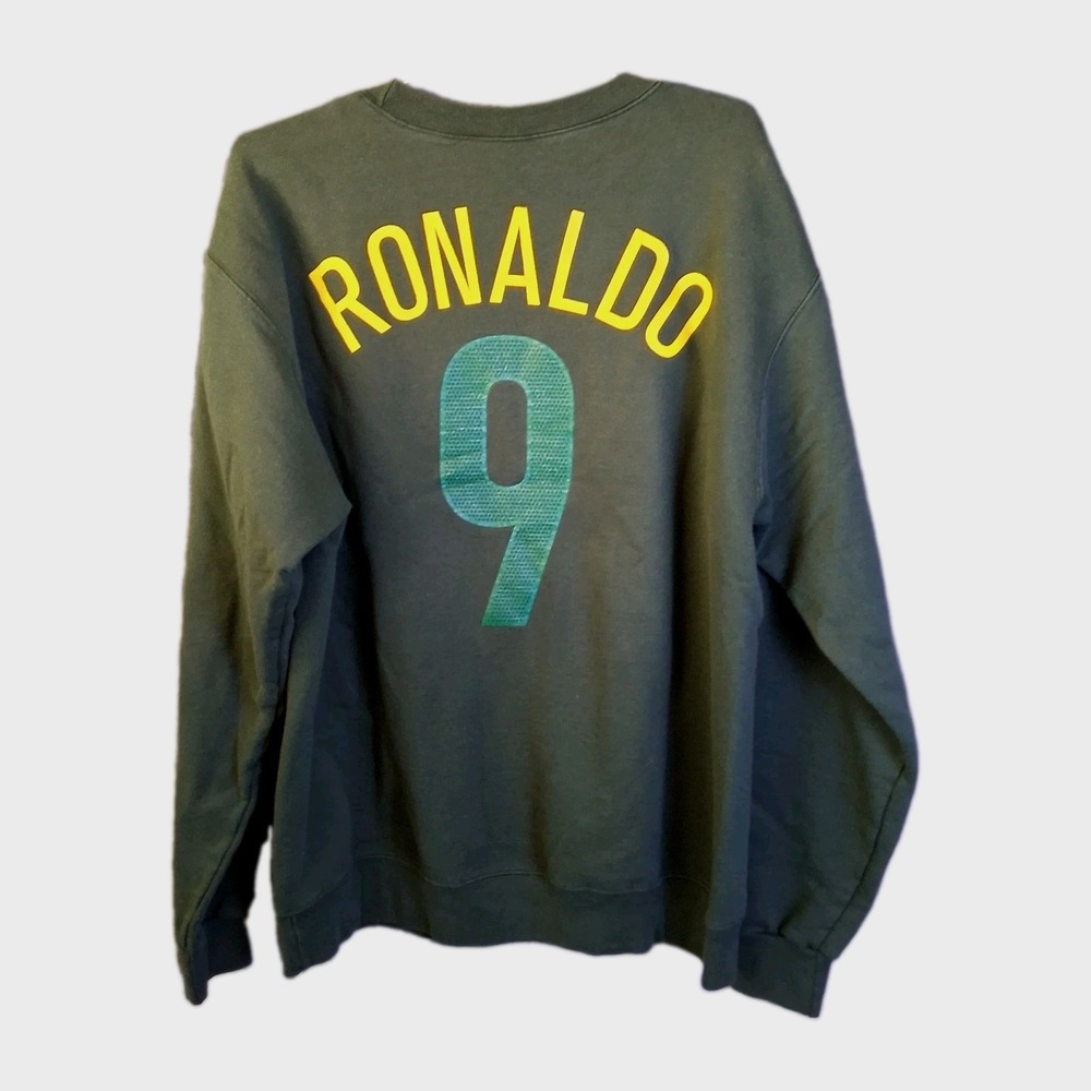 Ronaldo #9 Champion Green Crew Neck Sweatshirt Mens Size Large 50% - 50%